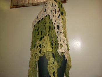 LeafMotifPoncho2